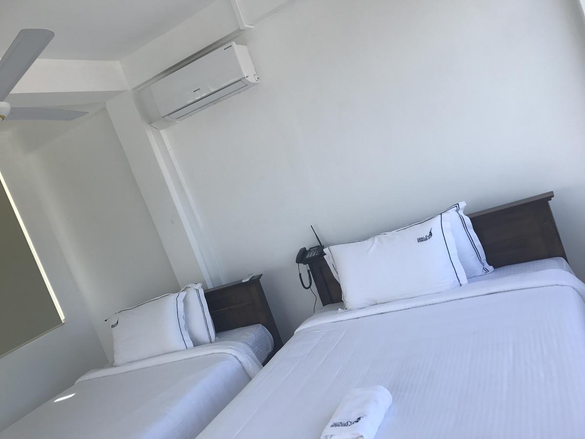 Impala City Hotel And Hostel Kandy 50 Bagian luar foto