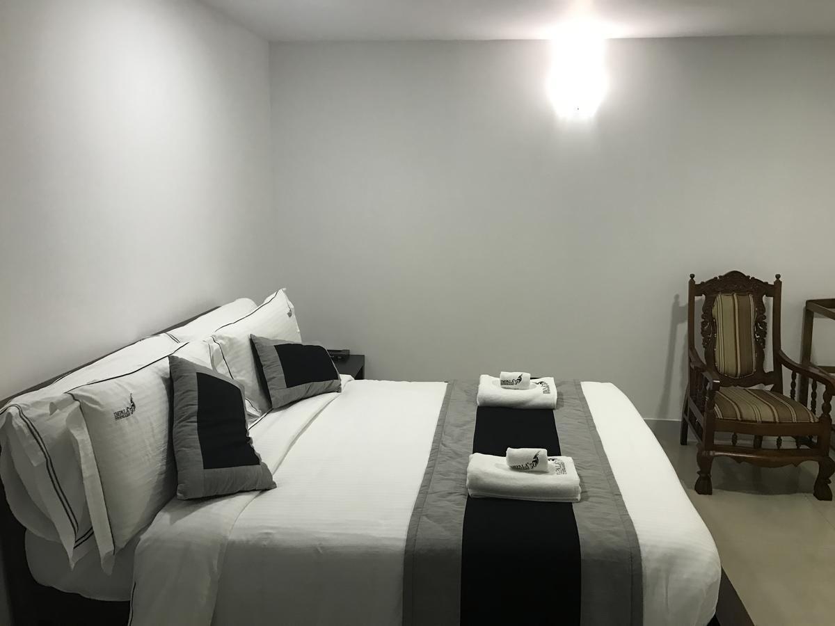 Impala City Hotel And Hostel Kandy 50 Bagian luar foto